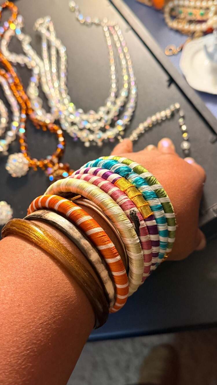 (6) Handcrafted Multi-Color Silk Thread Wrapped Bangle Bracelets - Picture 4 of 5